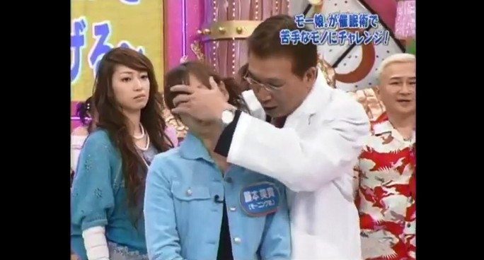 藤本美貴が笑ってしまう催眠術をかけられる2