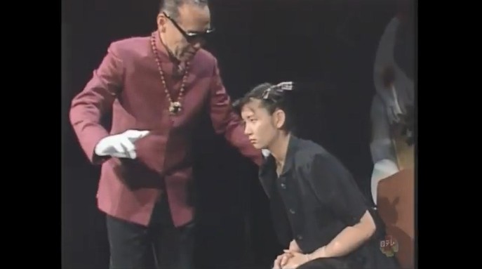 桑田靖子が前へ進んでいく催眠術をかけられる2