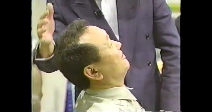 板東英二が名前が言えなくなる催眠術をかけられる3