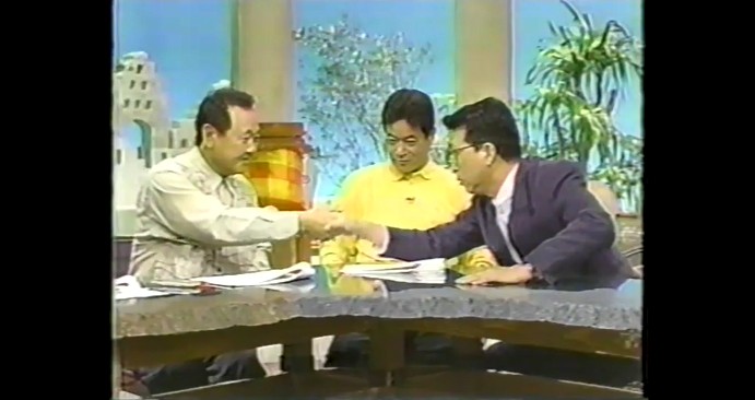 板東英二が手と瞼が重くなる催眠術をかけられる1