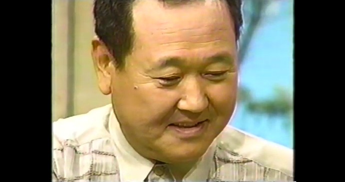 板東英二が手と瞼が重くなる催眠術をかけられる3