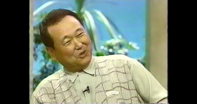 板東英二が手と瞼が重くなる催眠術をかけられる4