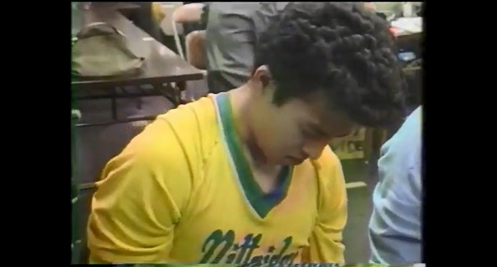 日本体育大学ウエイトリフティング部の部員が催眠術をかけられる4