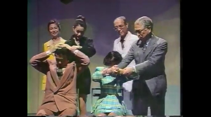 小倉智昭と大島智子が手がくっつく催眠術をかけられる5