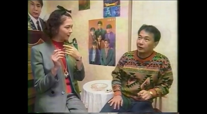 都議会議員がタバコを嫌いになる催眠術をかけられる6