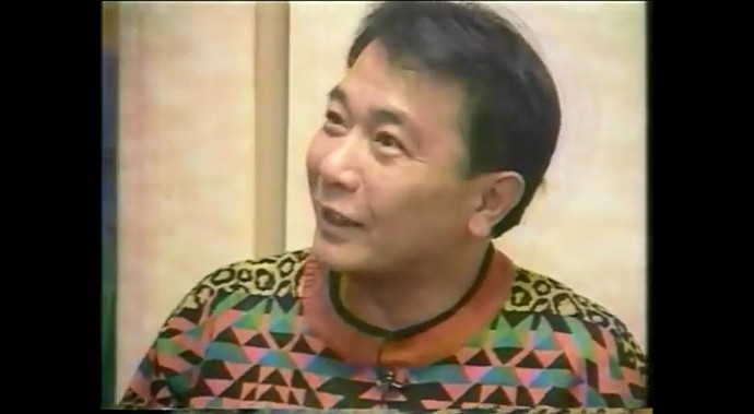 都議会議員がタバコを嫌いになる催眠術をかけられる7