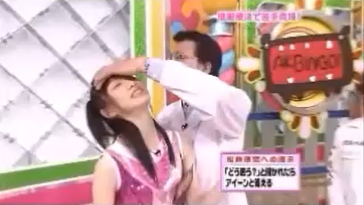 松井玲奈がアイーンと答える催眠術をかけられる1