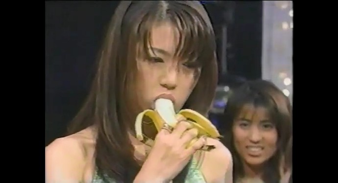 ダイババの出演者がバナナを好きになる催眠術をかけられる3