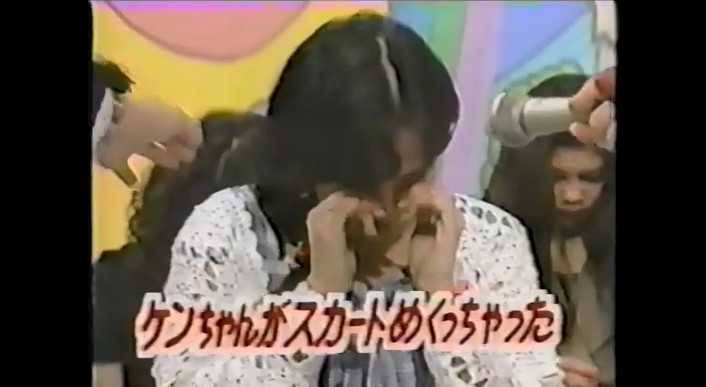 番組の観覧客が幼稚園児になる催眠術をかけられる3