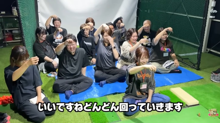 Animalsのオフ会参加者たちが催眠術をかけられる1